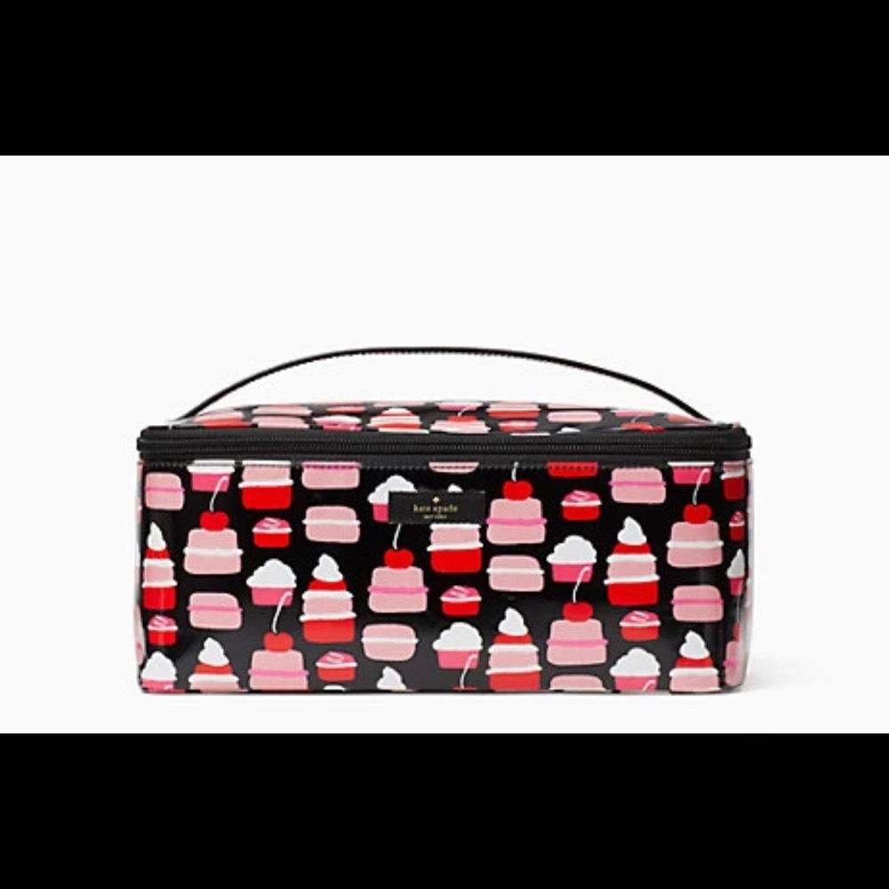 Daycation Mini Pastries Large Colin NWOT